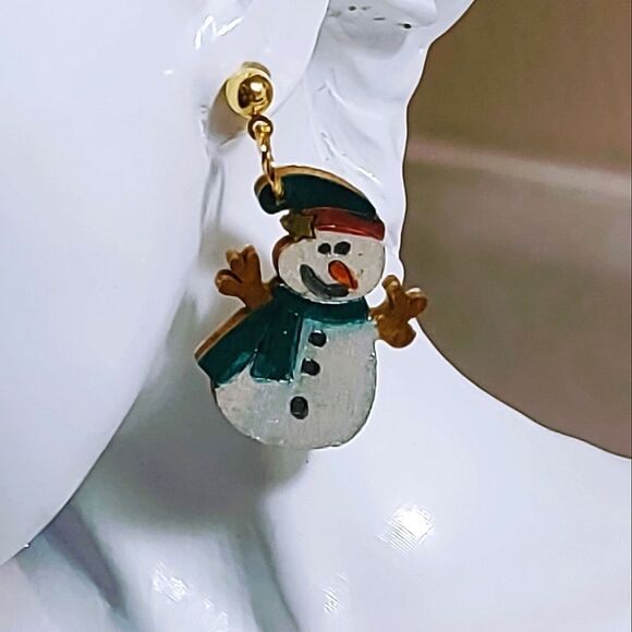 Wood holiday snowman HAND PAINTED CHRISTMAS EARRINGS - Picture 2 of 4